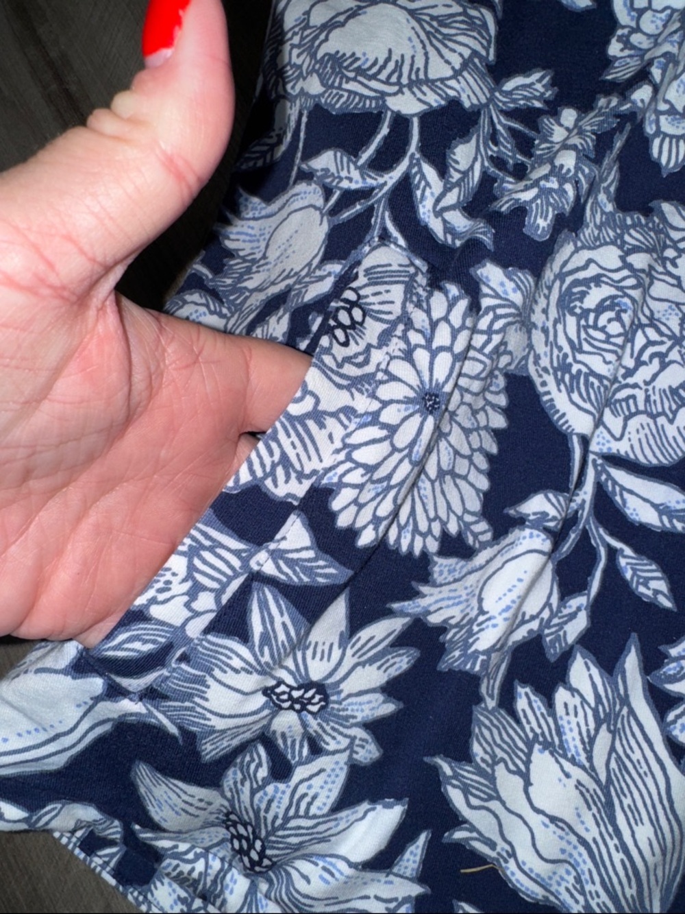 T by Talbots Modal French Terry Snap Placket Pullover medium shirt etched floral - Picture 7 of 10